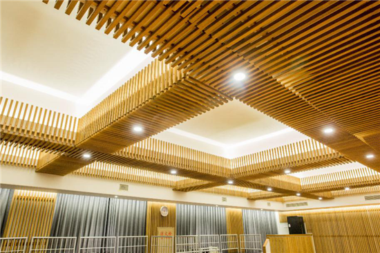 越秀木携手日本知名建筑设计大师河井敏明先生亮相广州设计周 企业新闻 首页 越秀木 日本越井木材工业株式会社 高端防腐木 高耐久木材 防腐木品牌 室外碳化防腐木价格 防腐木批发厂家 防腐木高端品牌 越秀木 日本越井木材工业株式会社 高端防腐木 高耐久木材 防腐木品牌